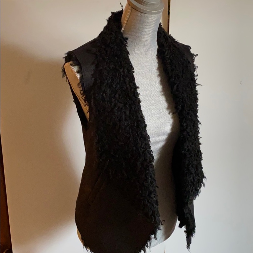 H&M SHERPA VEST